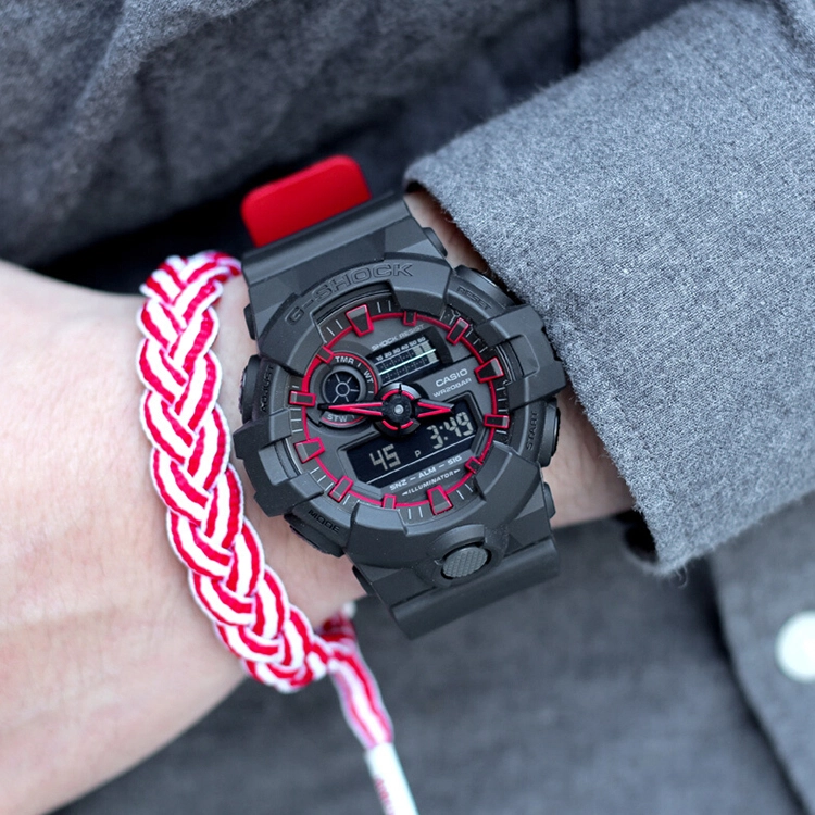 CASIO 200 57.5*53.4mm GA-700SE-1A4
