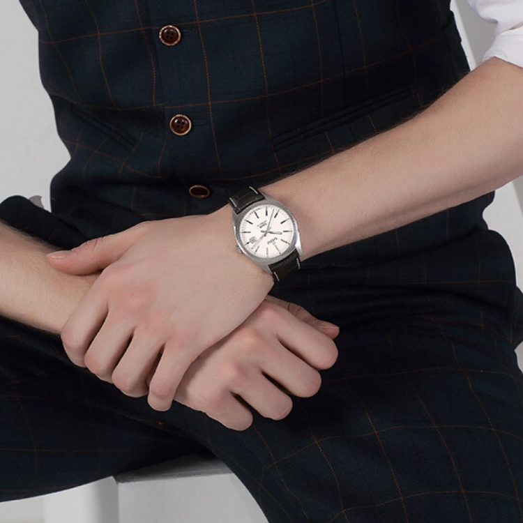 TITONI 41mm 878-S-ST-606