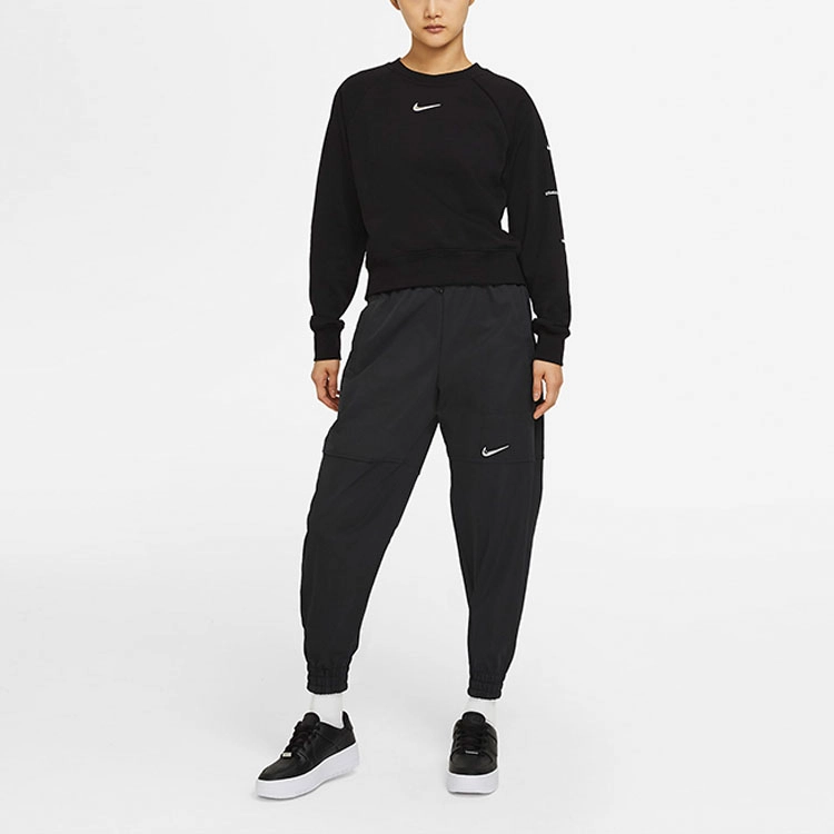 Nike Sportswear Swoosh Logo
