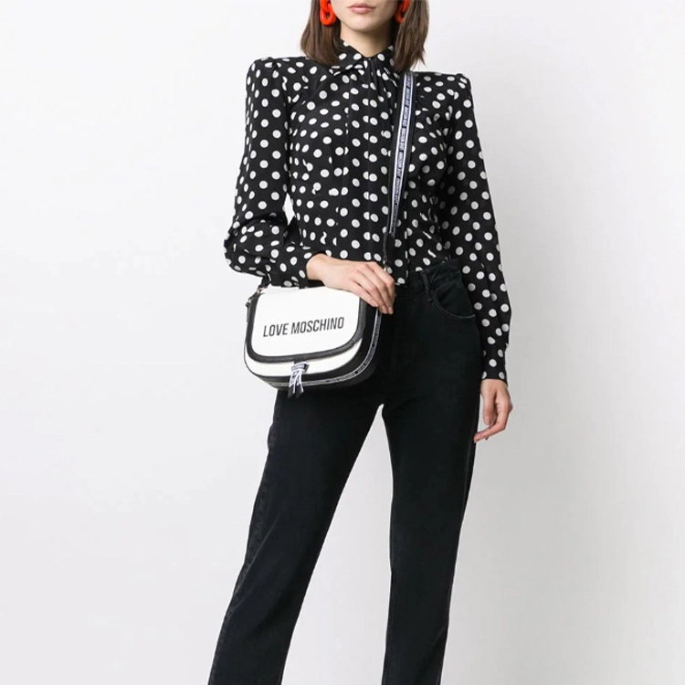 MOSCHINO Logo
