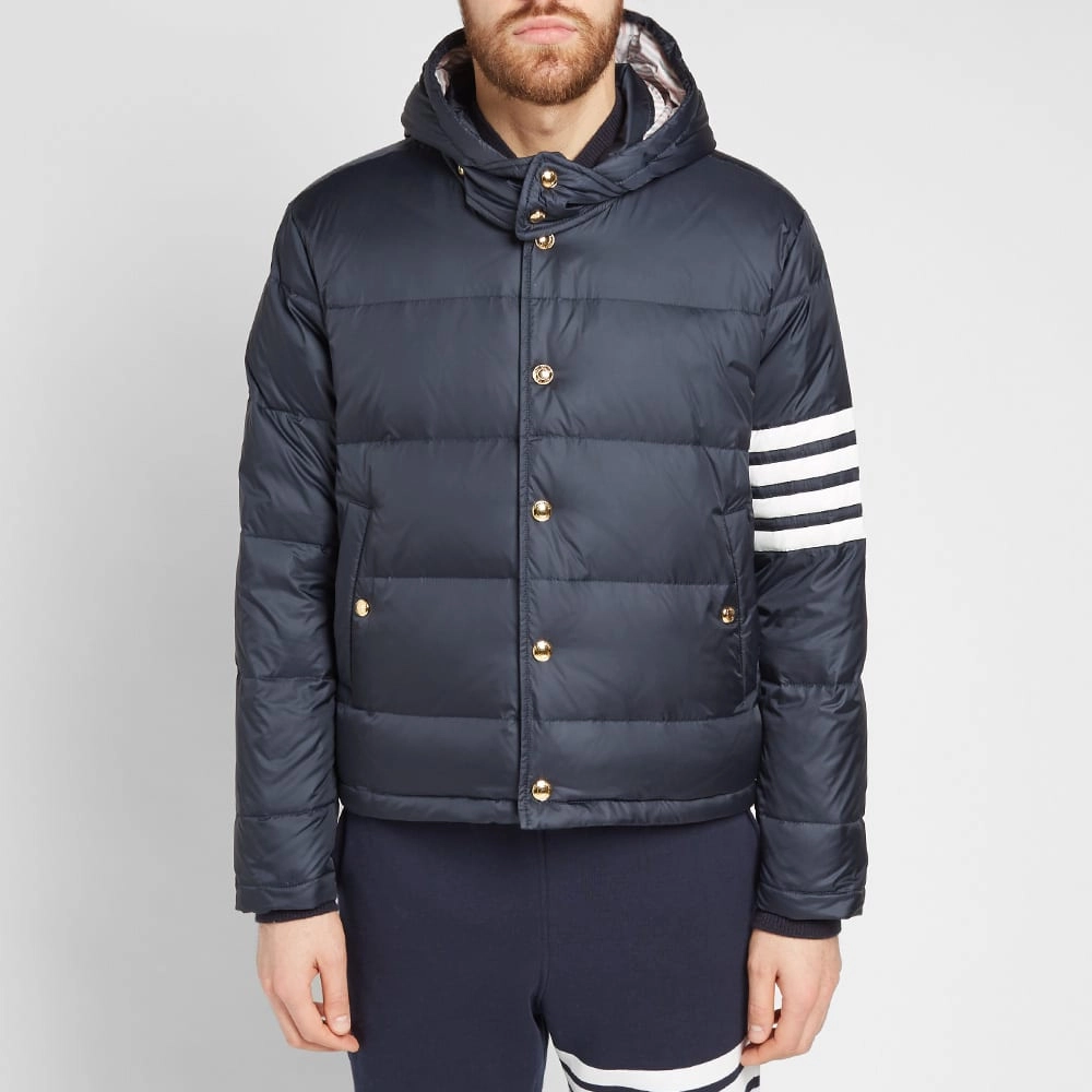 THOM BROWNE Logo