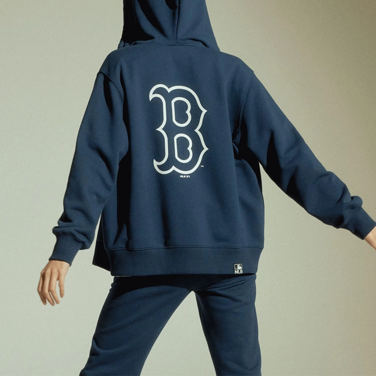 MLB