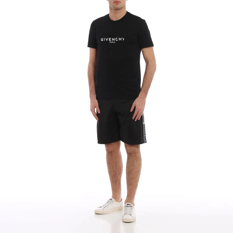 Givenchy logo