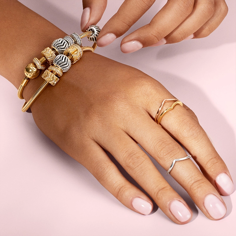 Pandora Shine