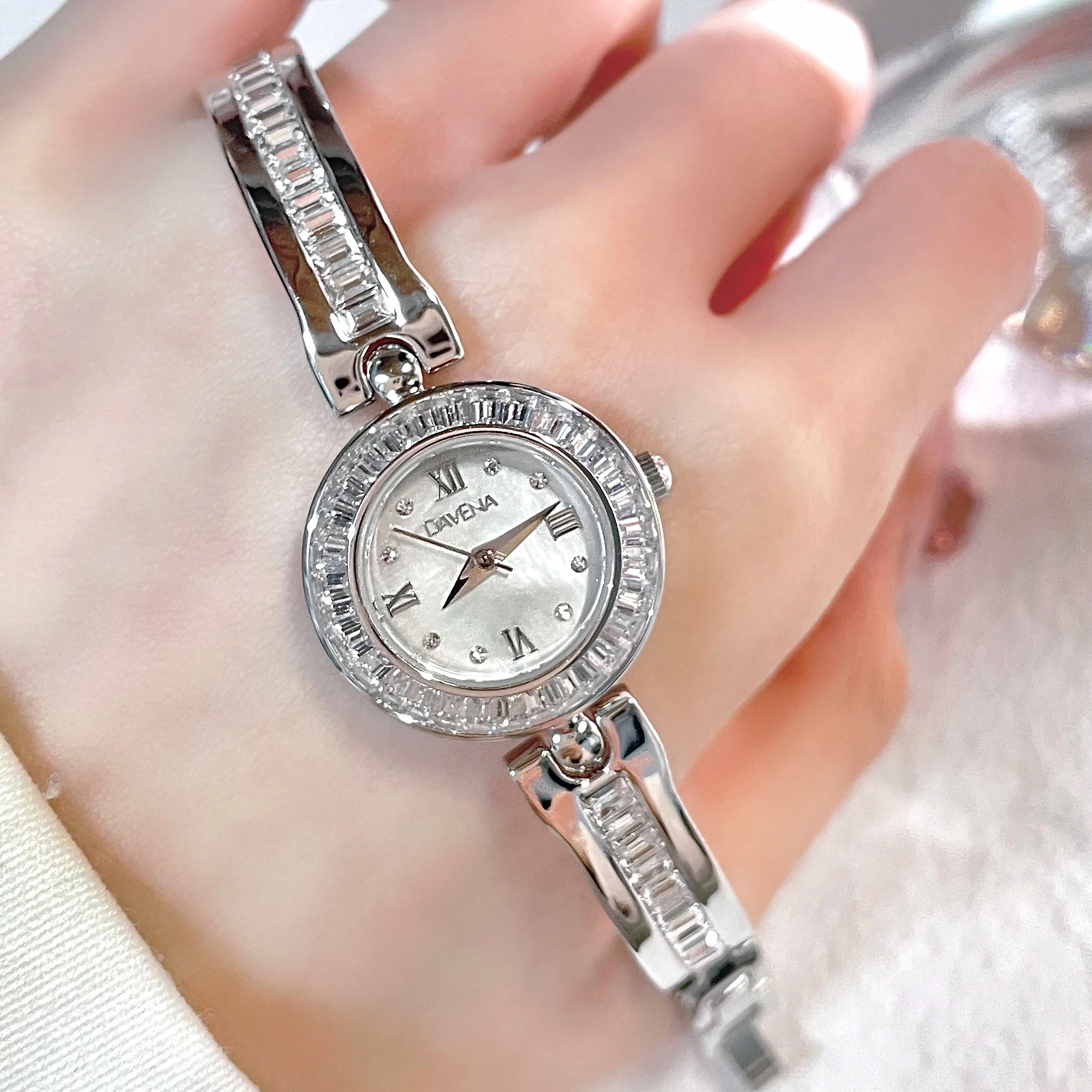 DAVENA 61811