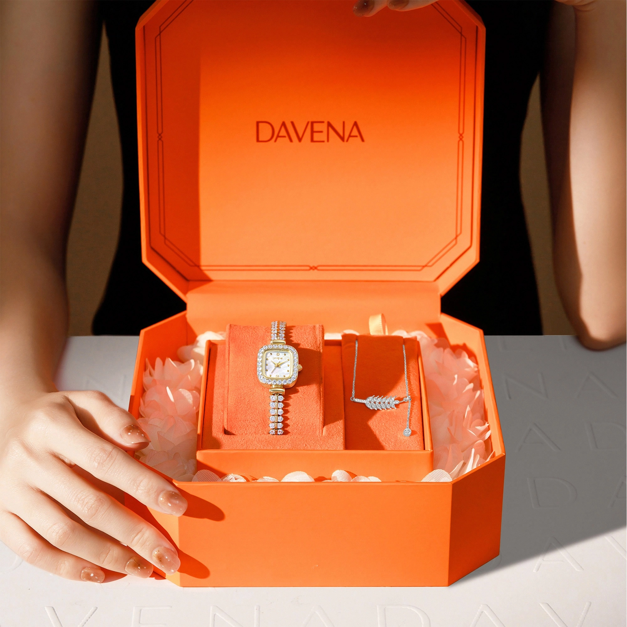 DAVENA 61855
