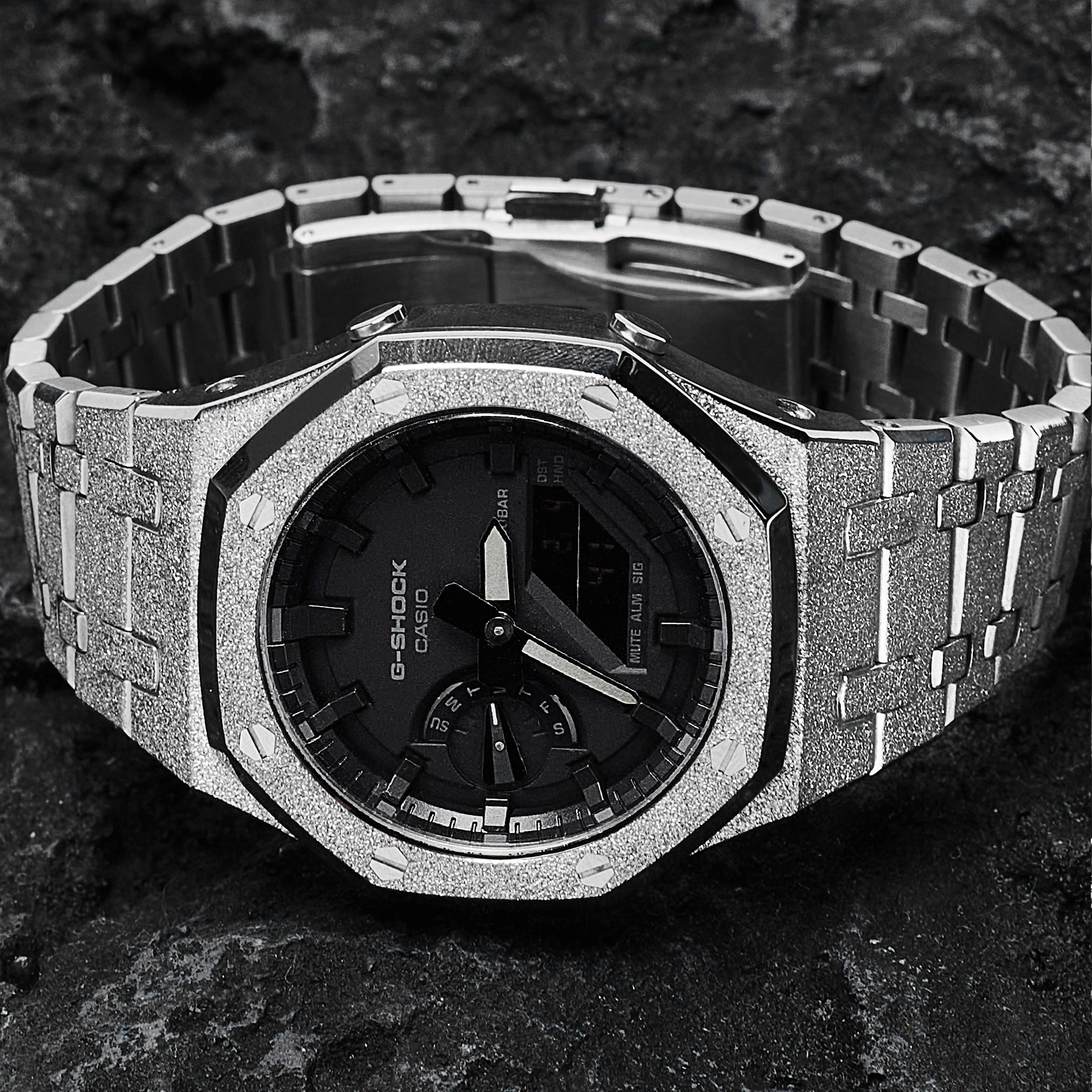 CASIO 811 GA-2100-1A1