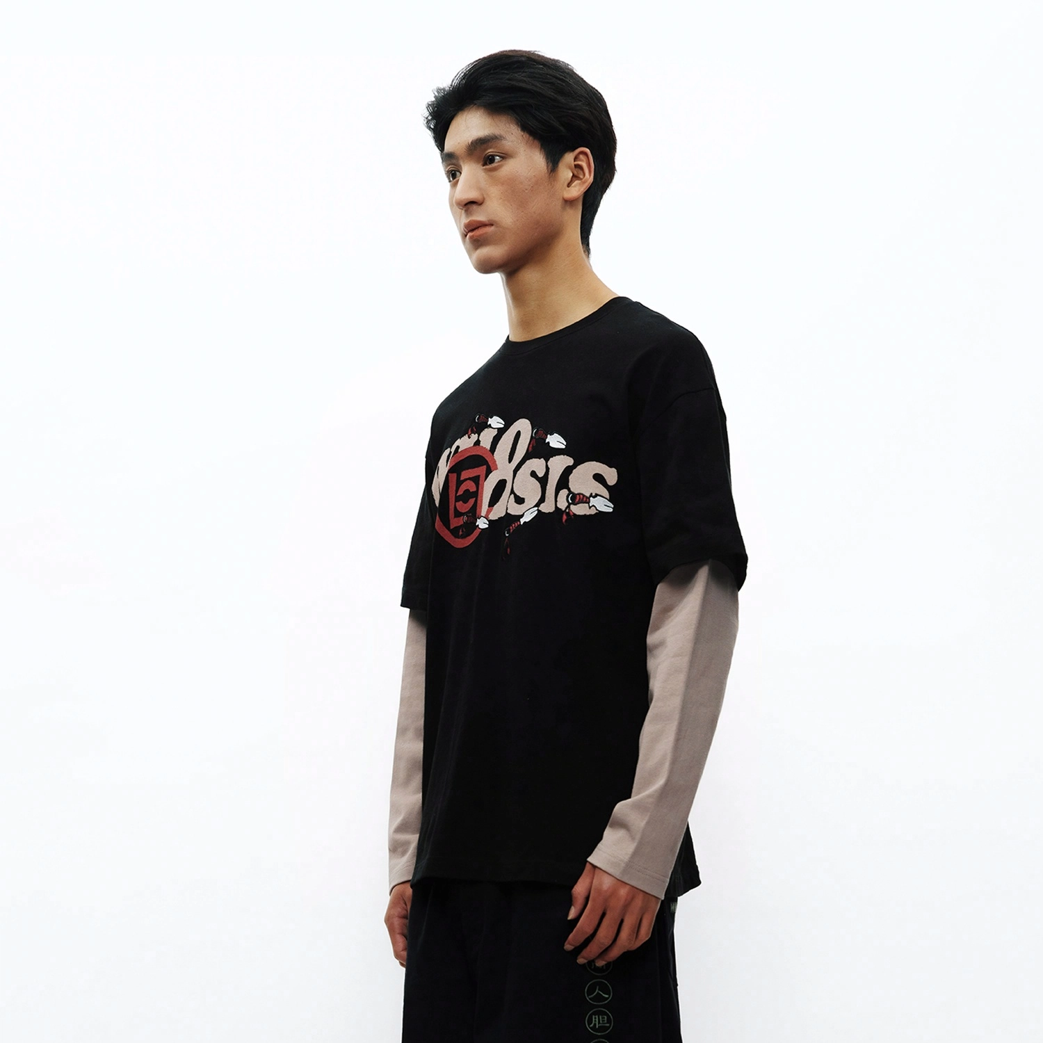 WHOOSIS x CLOTTEE T
