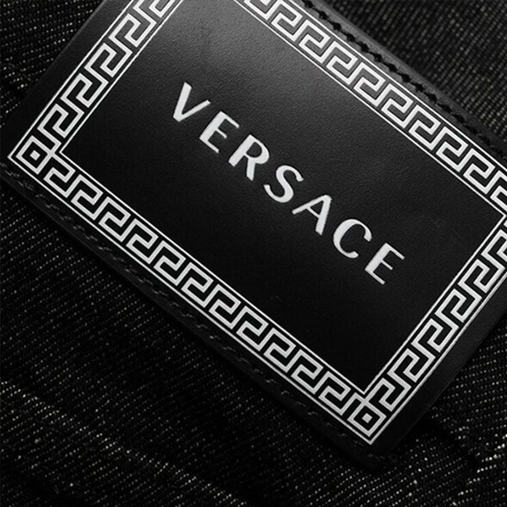 VERSACE