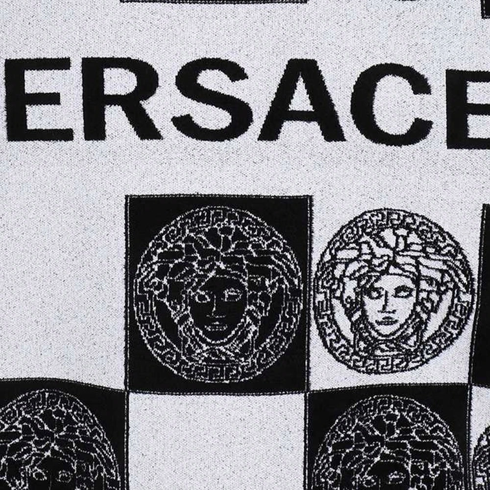 VERSACE