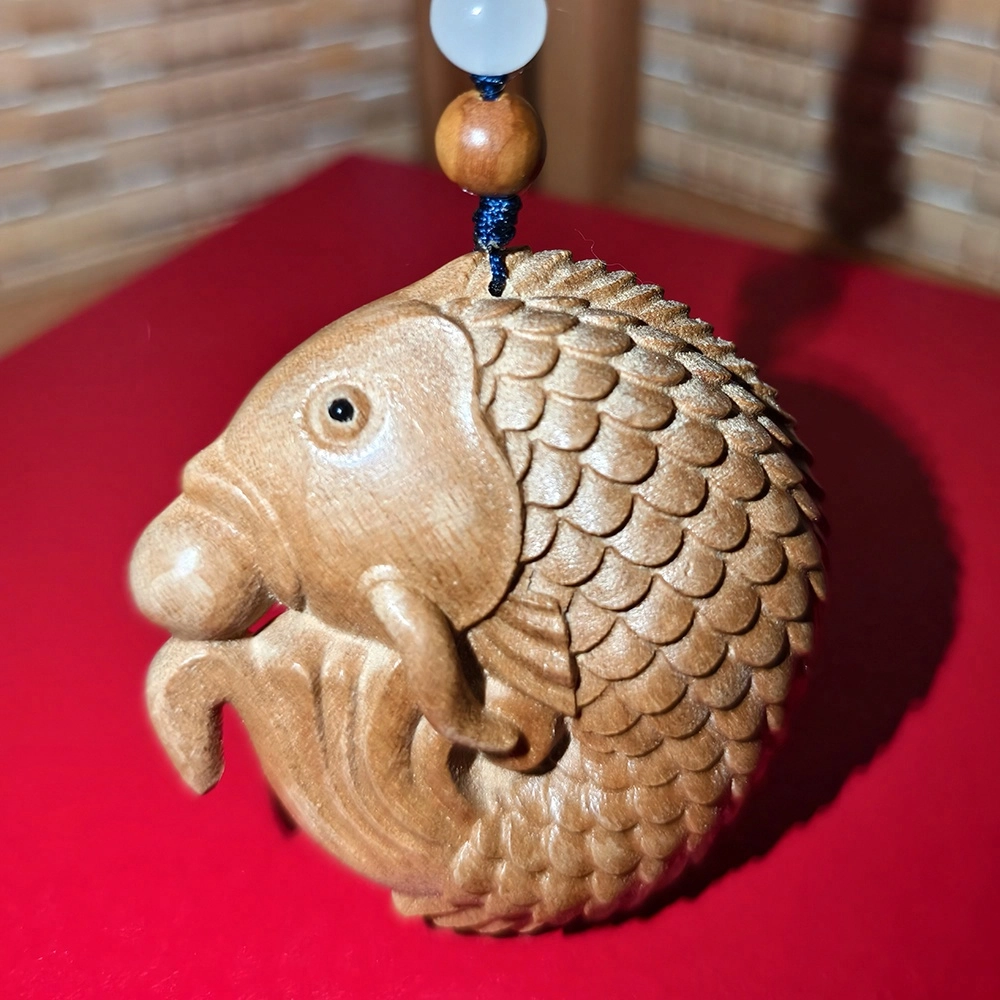 仙作美 金丝楠小叶桢楠枯木老料实木雕刻年年有鱼文玩手把件 楠木 摆件 男女同款情侣款