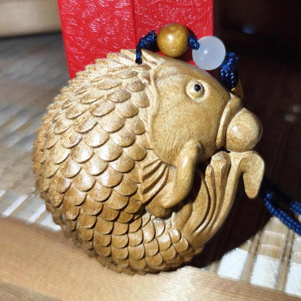 仙作美 金丝楠小叶桢楠枯木老料实木雕刻年年有鱼文玩手把件 楠木 摆件 男女同款情侣款