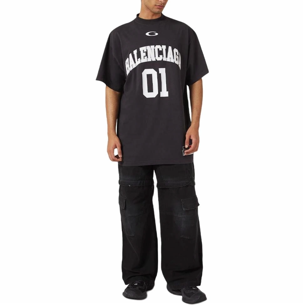 Balenciaga FW24 T