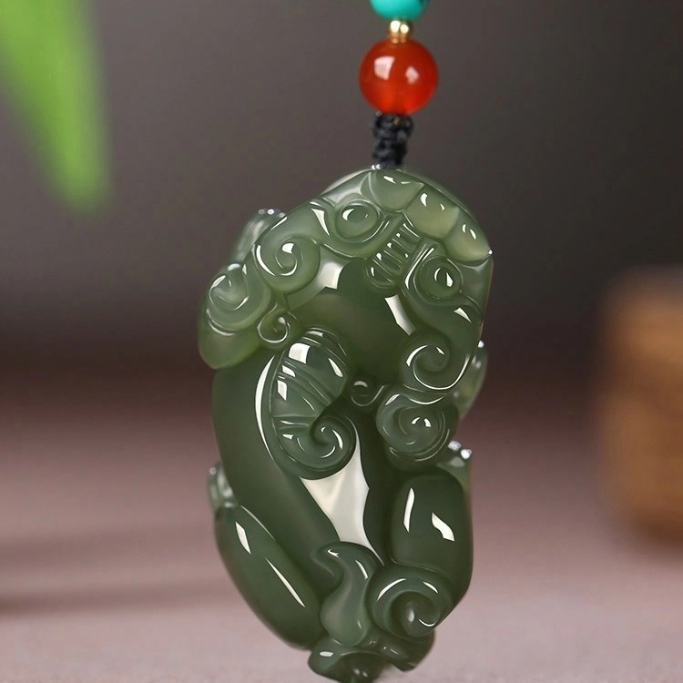 琳琯瑛 新中式国风小众设计高级感轻奢气质好运玉佩 招财貔貅 和田玉项链 青玉 男女同款情侣款