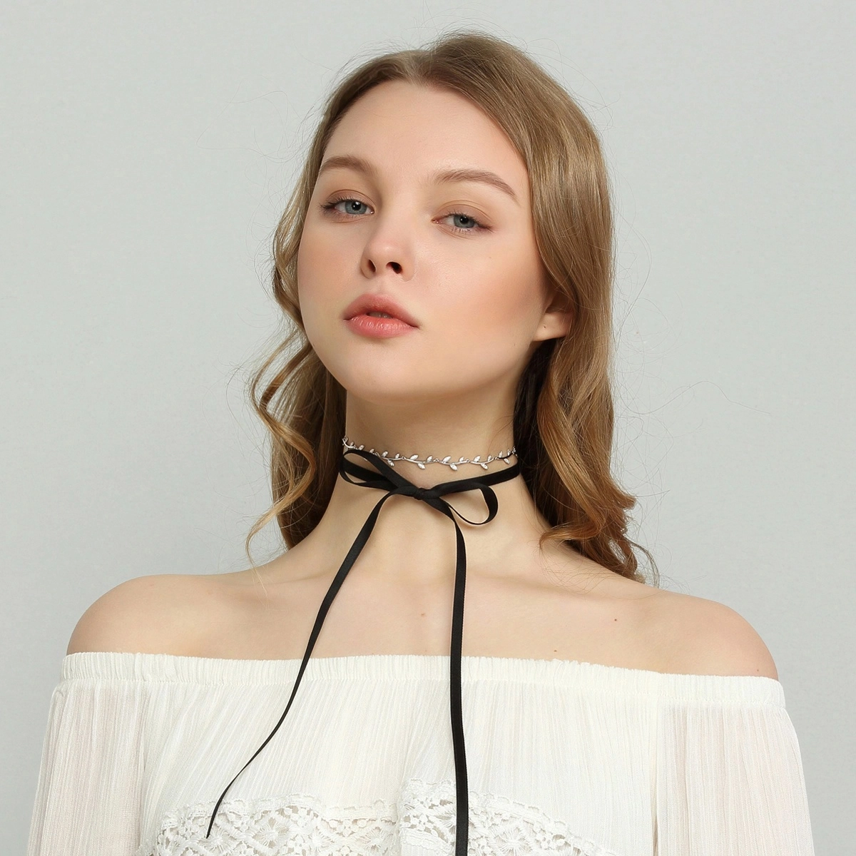 LELOUP choker