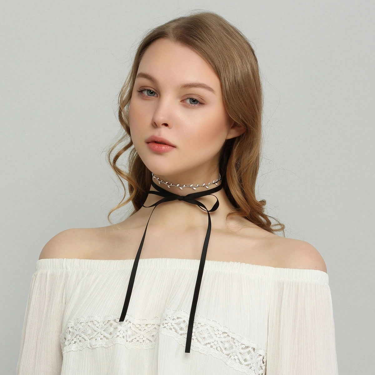 LELOUP choker