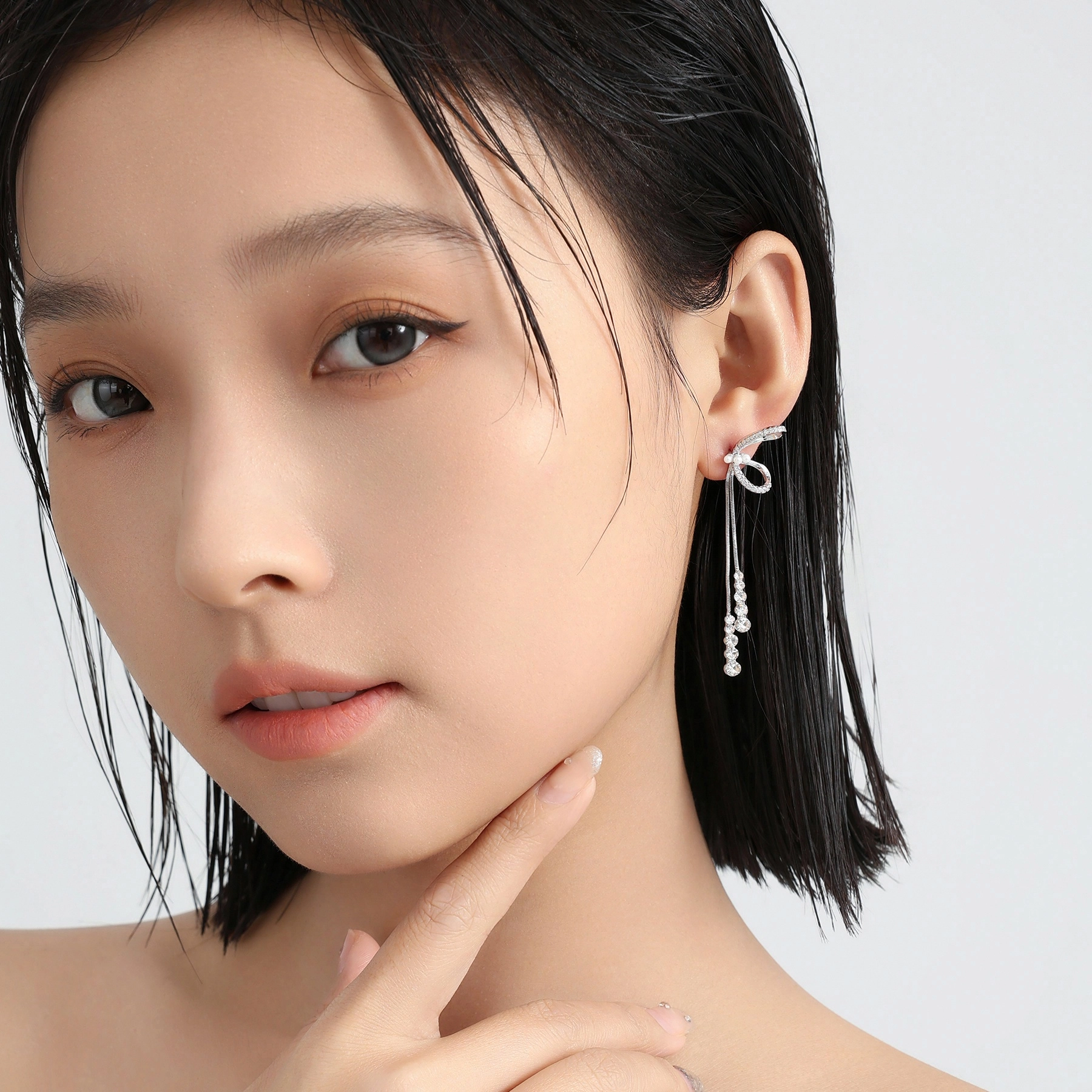 MISS XIA JWY