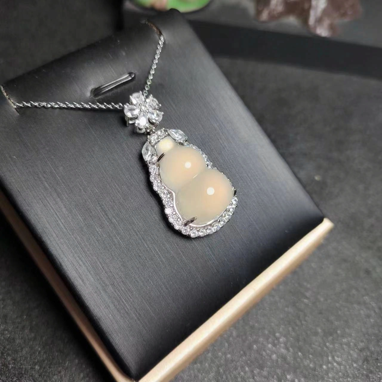 赐帛 新中式白月光轻奢冰种玉髓葫芦吊坠福寿如意设计师高级感优雅时尚女神气质款玉石项链