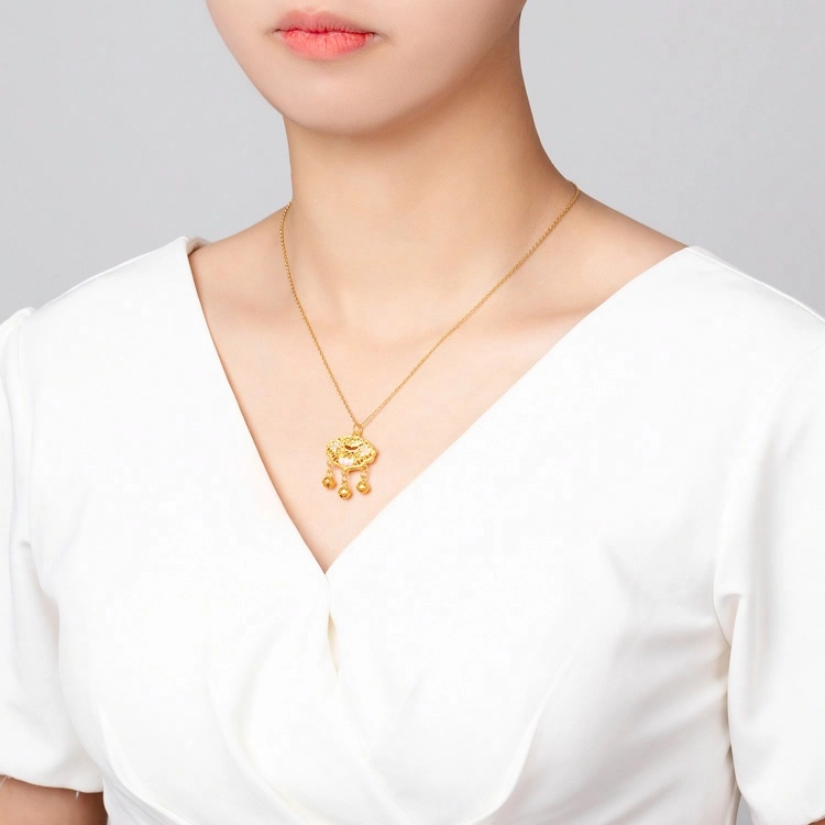 贝戈丽丝 锦鲤锁包 甜美可爱吉祥如意铃铛平安锁 新中式国风时尚精致潮流 日常穿搭#好运 足金 一口价 黄金项链 女款