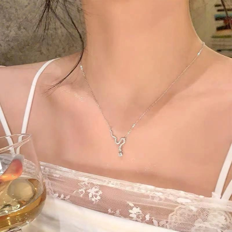 S925