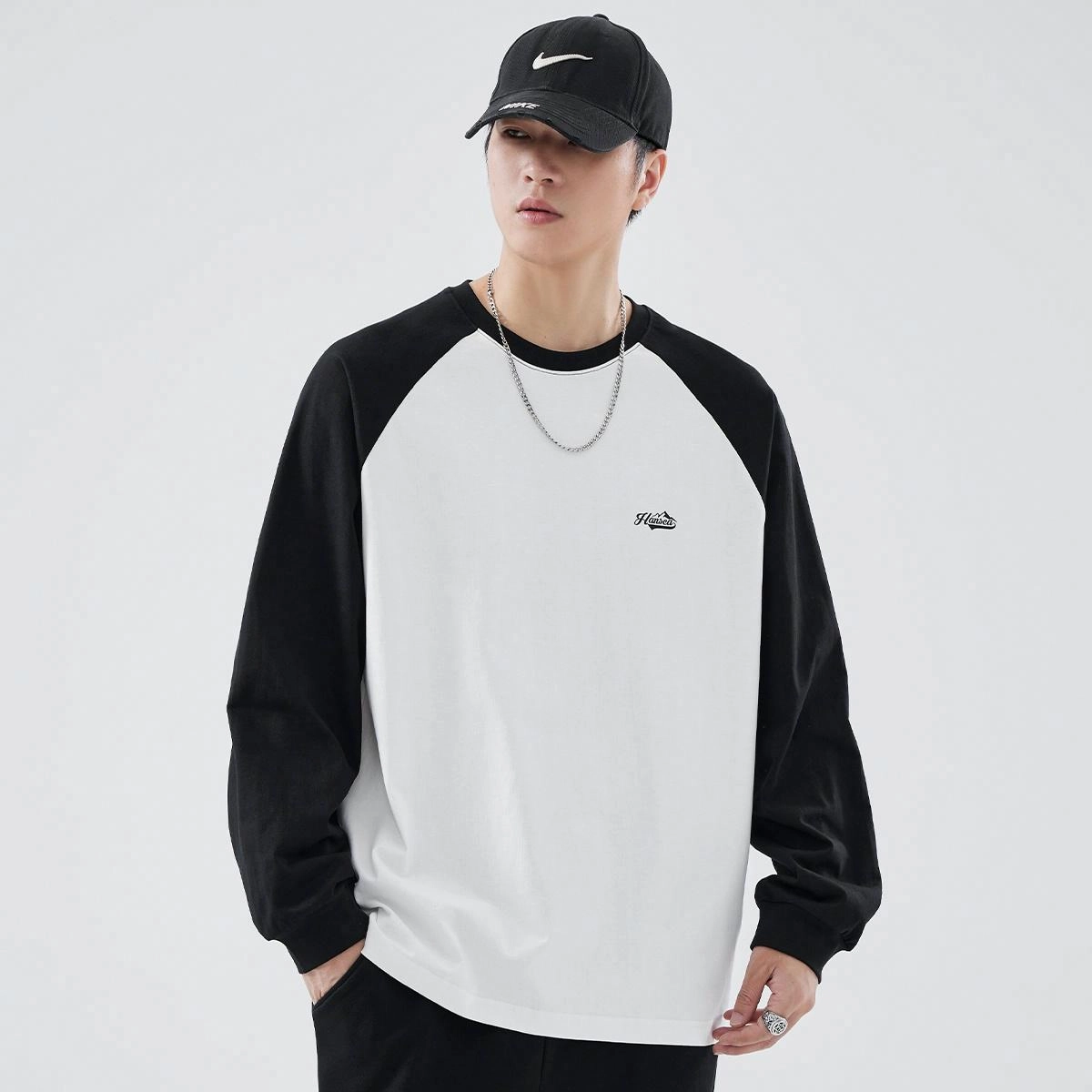 Hansca T