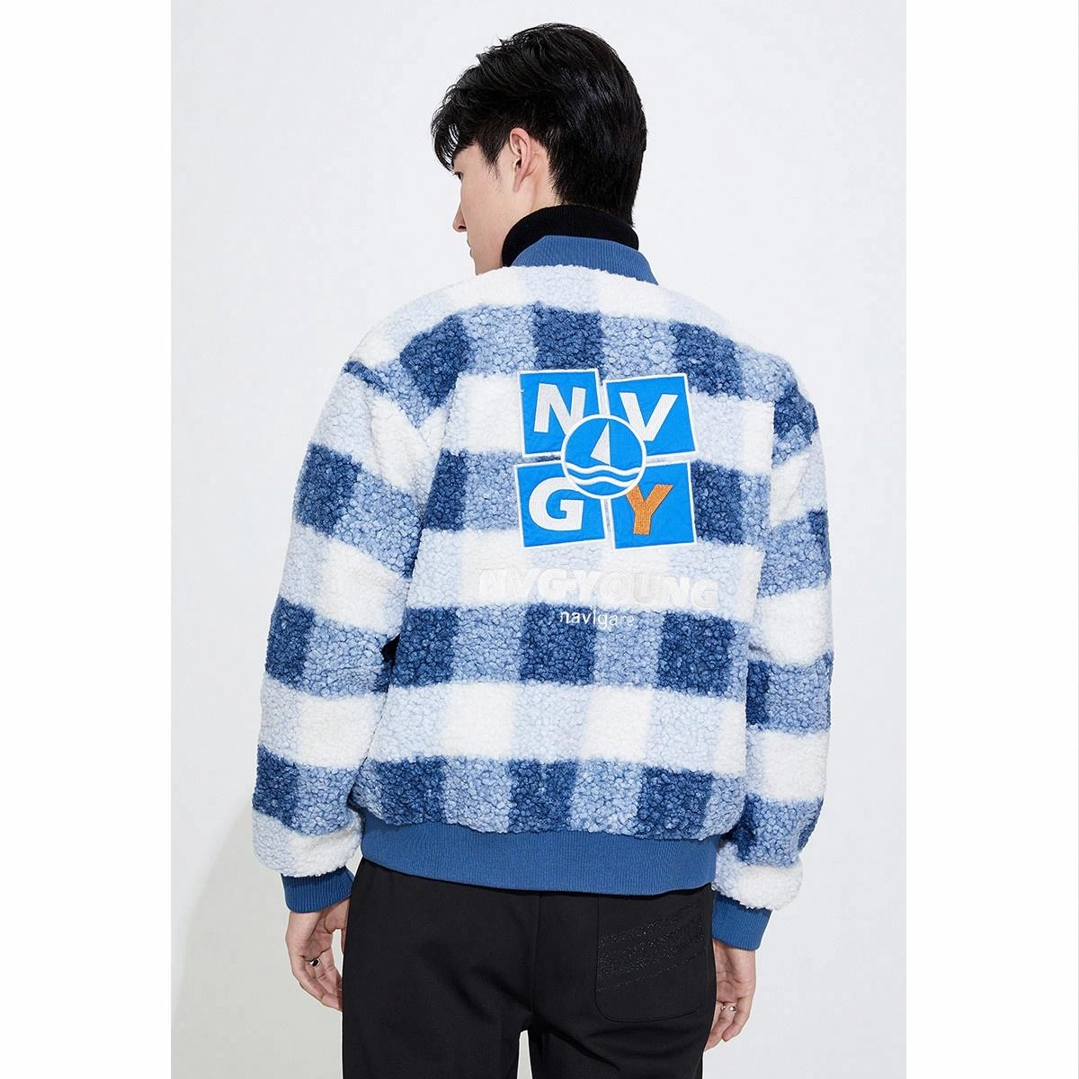 NAVIGARE X YOUNG