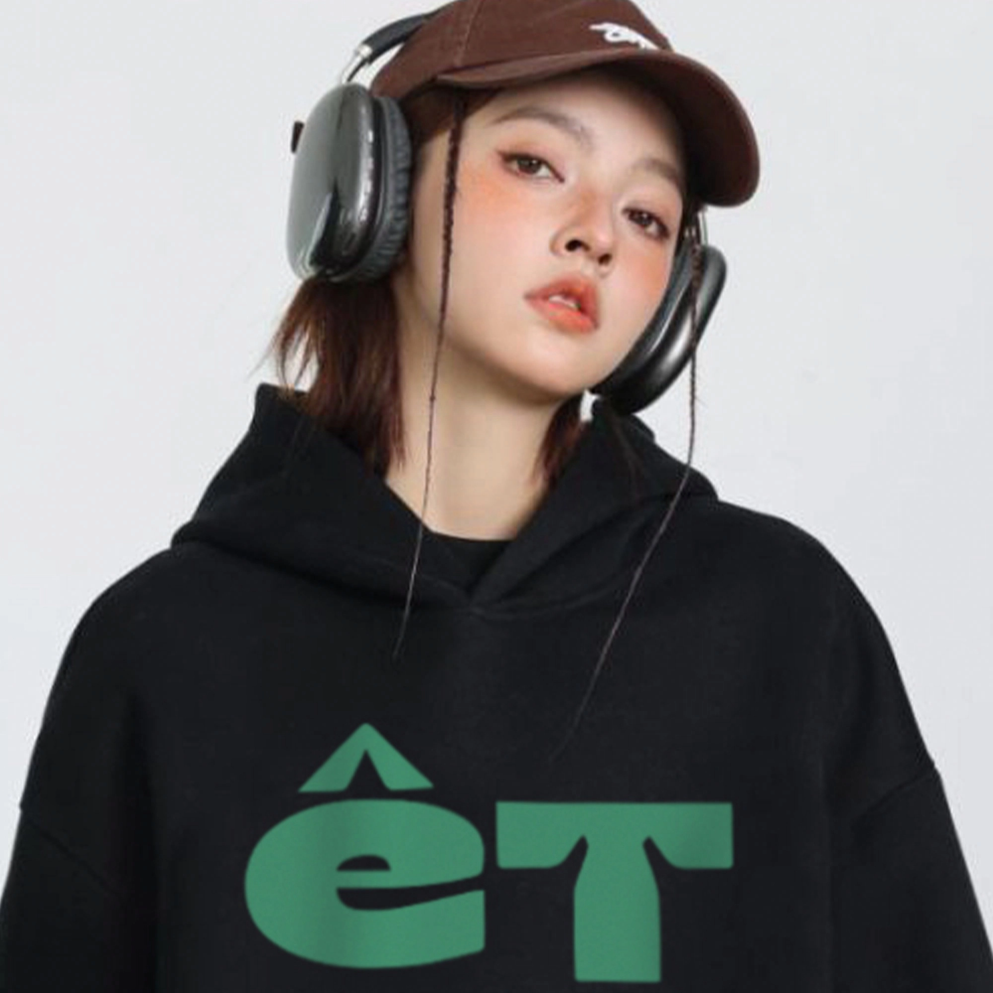 tre par lee Logo