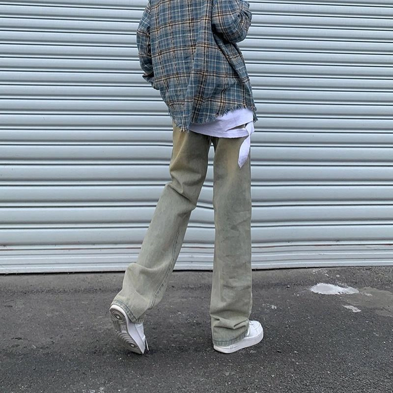 UNthemed