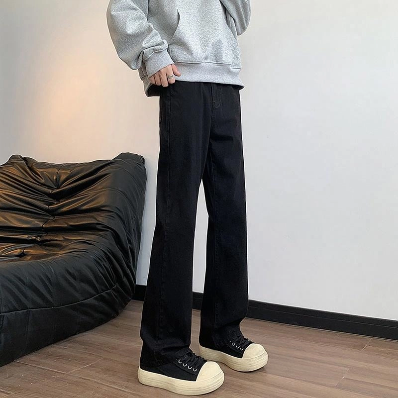 UNthemed