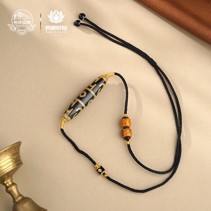布达拉宫 三眼莲师天珠吊坠 藏式复古民族风轻奢小众高级感 玛瑙 项链 男女同款情侣款