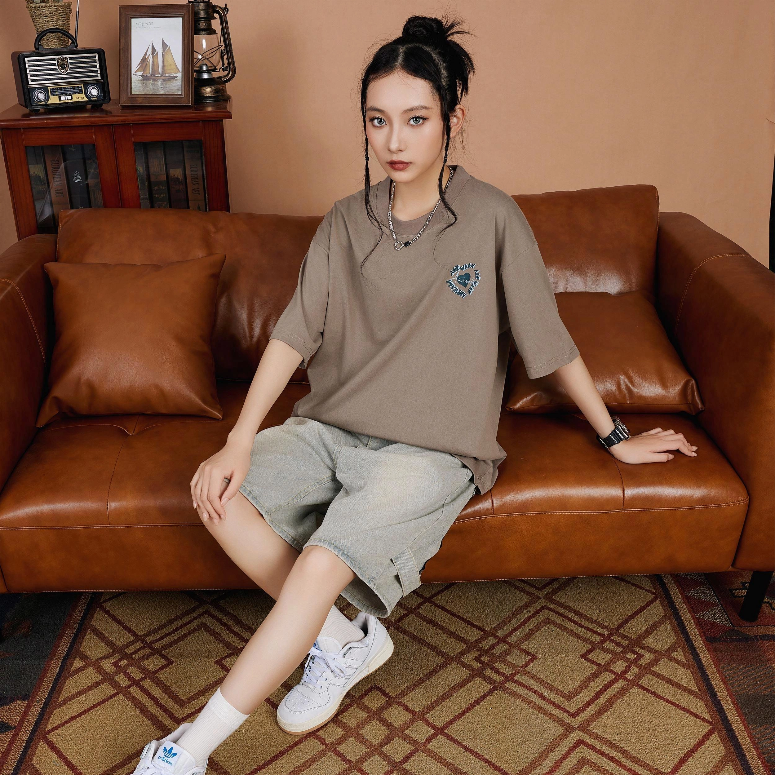 Airwalk T