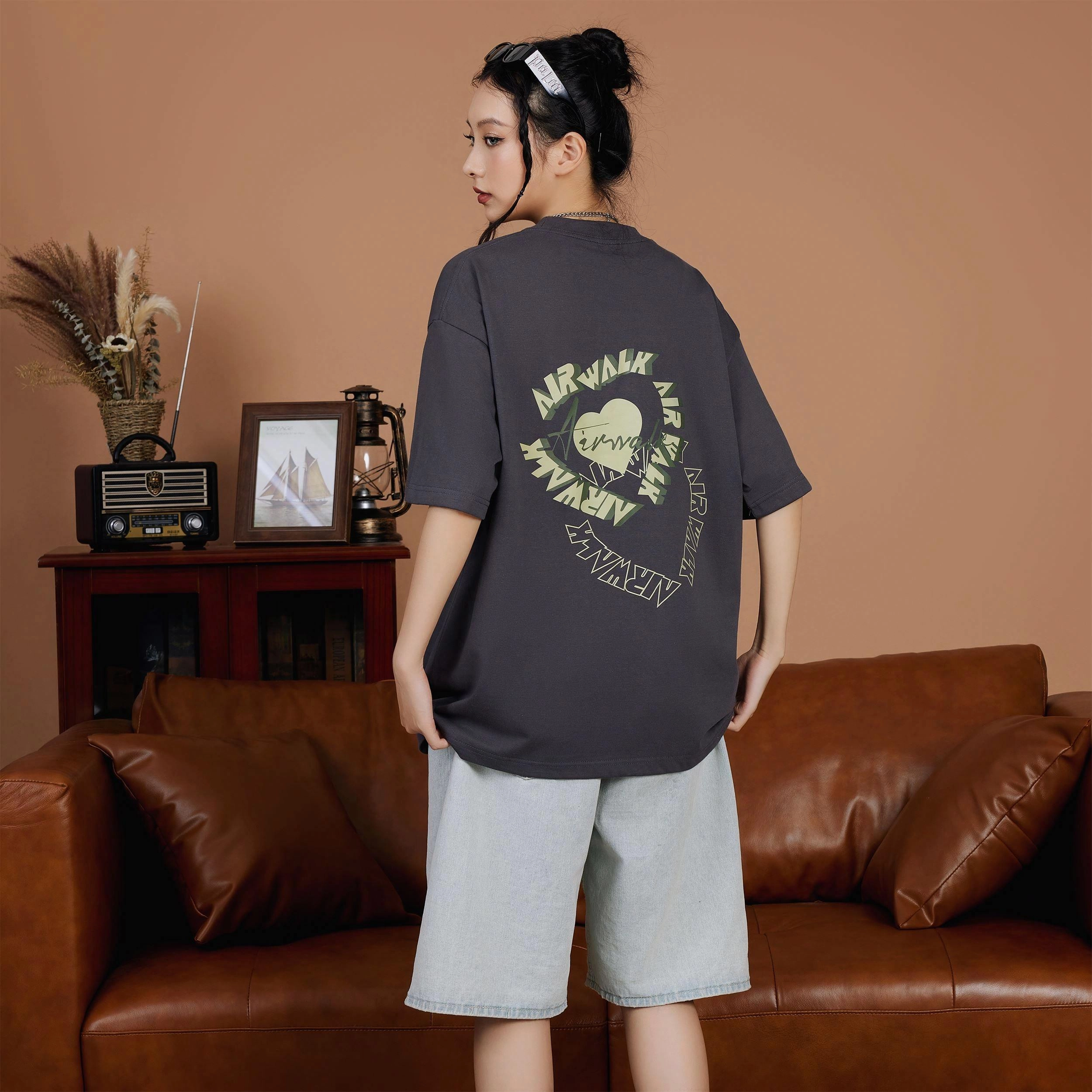 Airwalk T