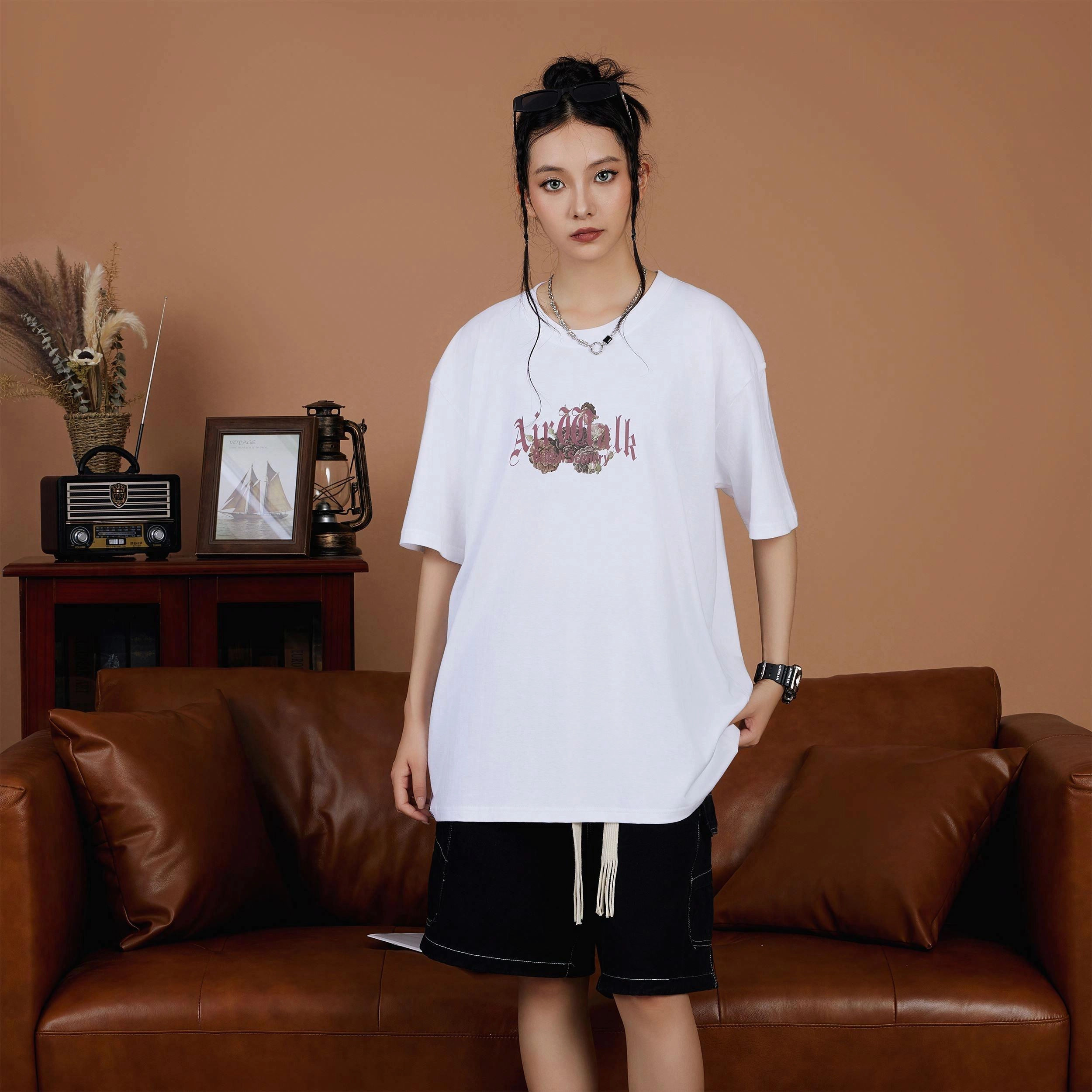 Airwalk T