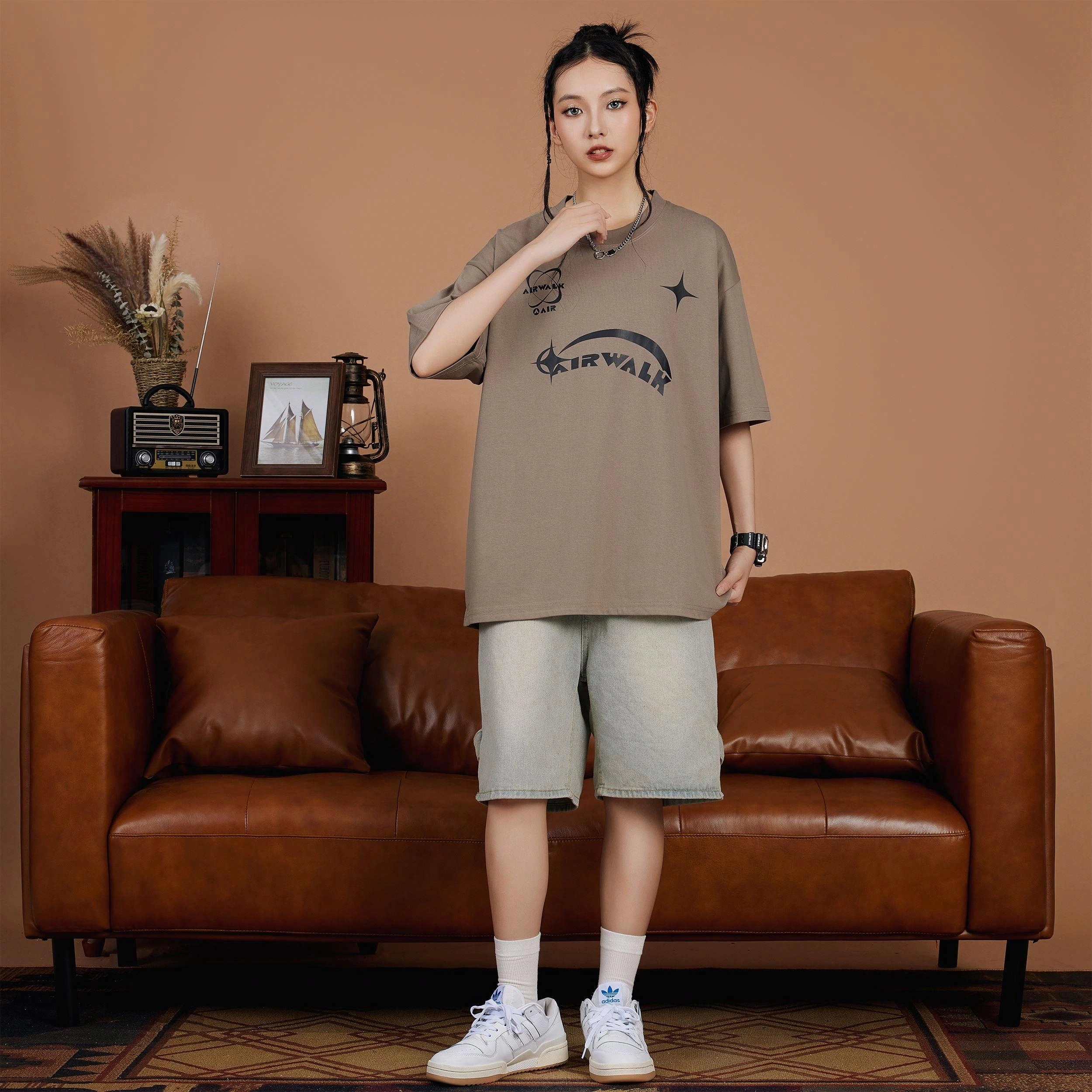 Airwalk T