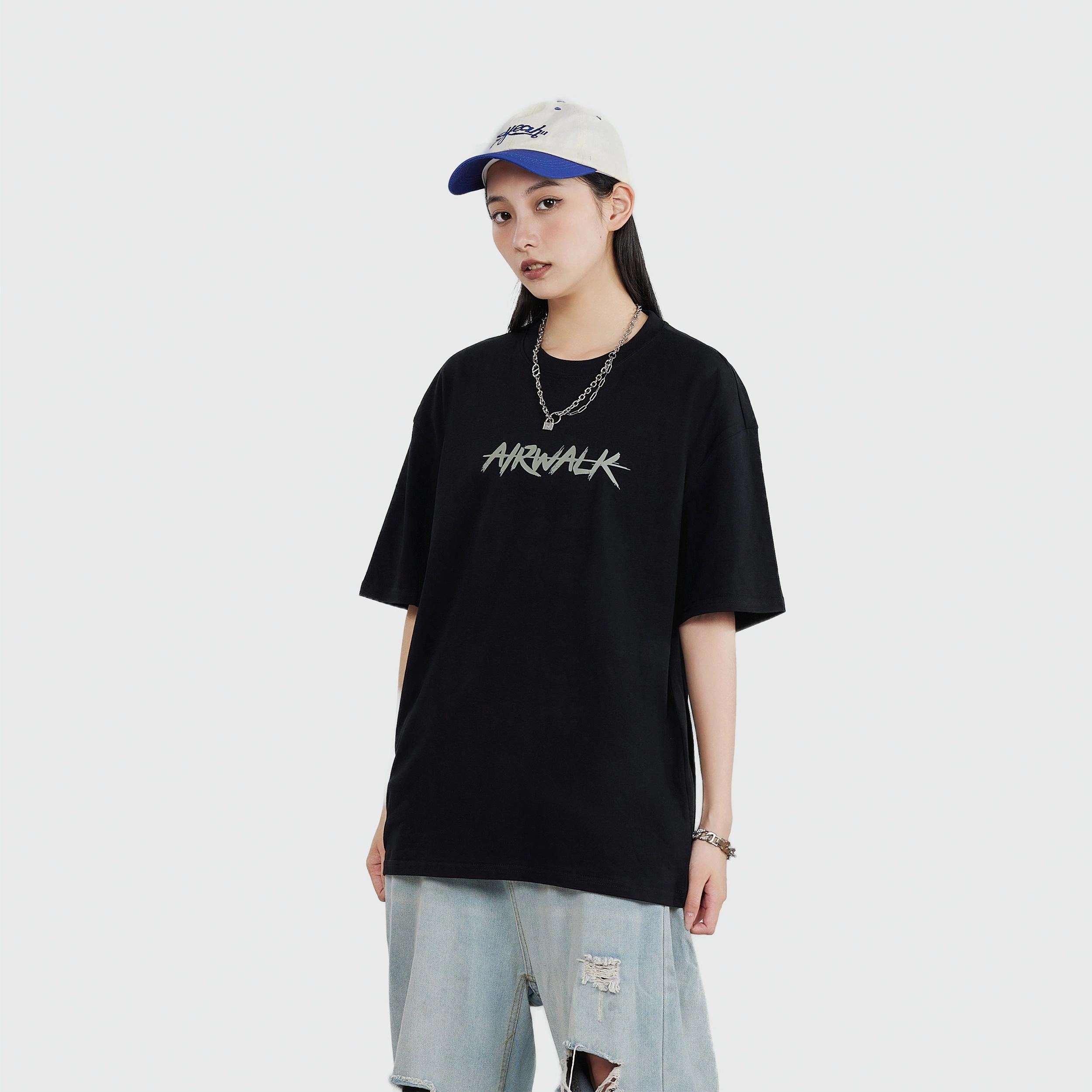 Airwalk T
