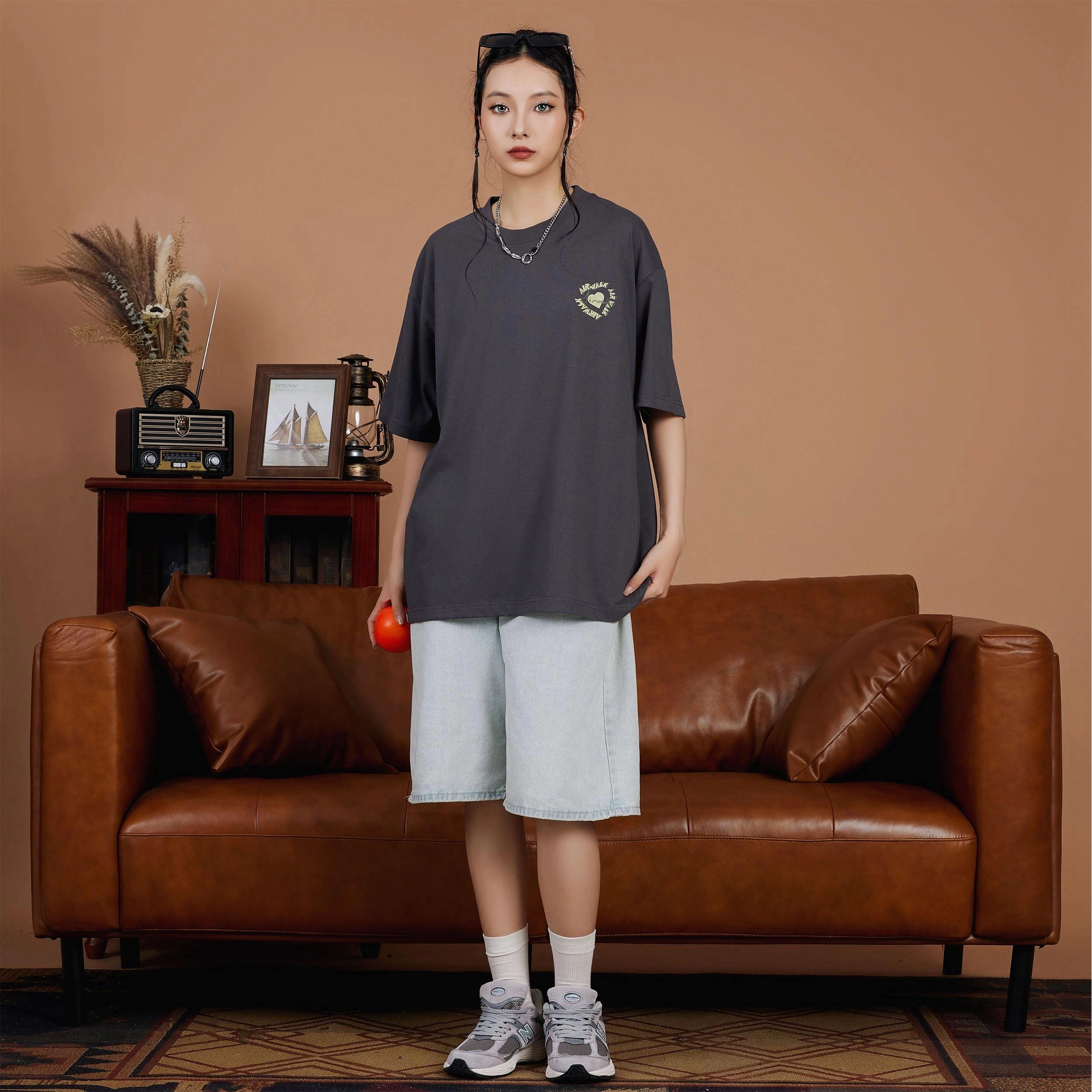Airwalk T
