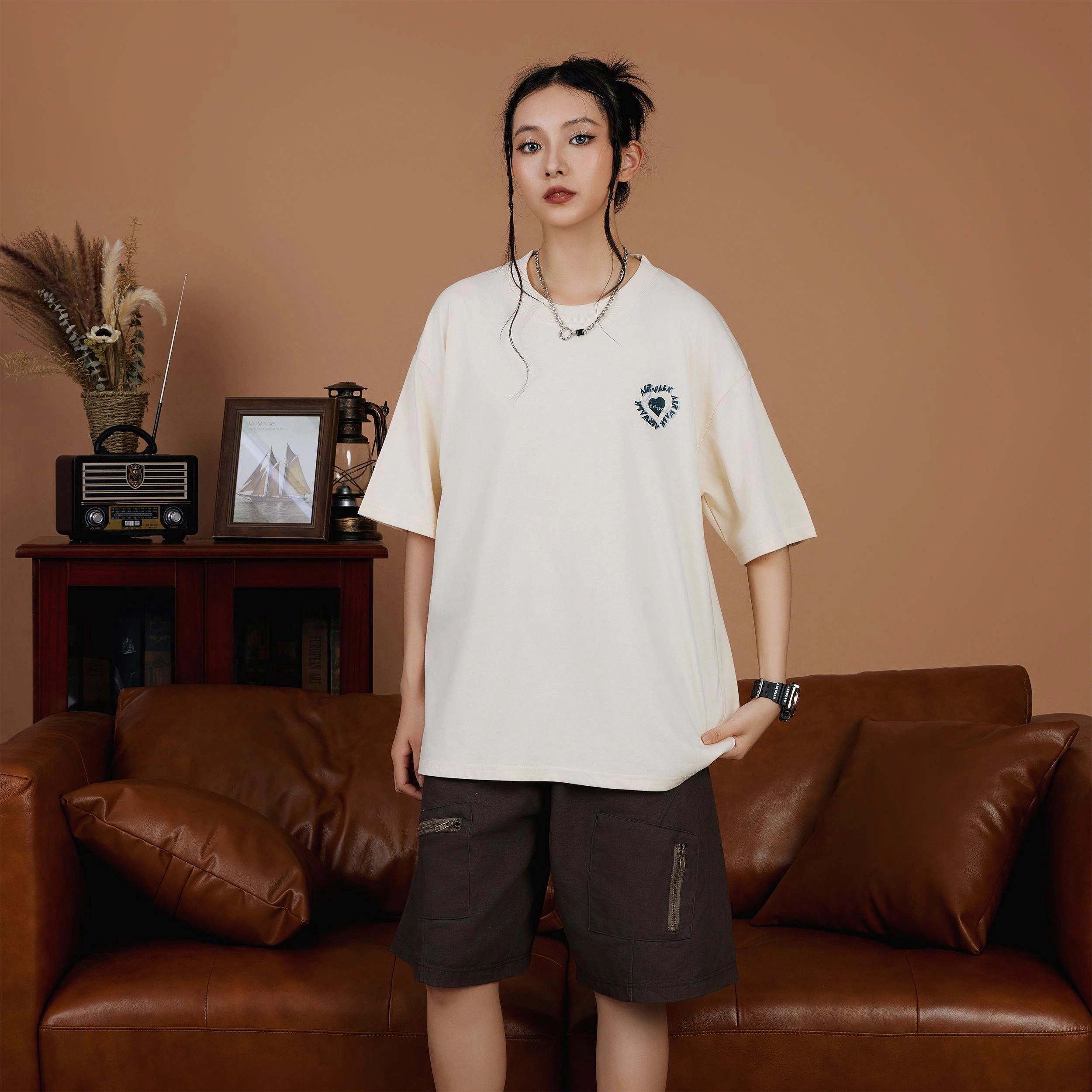 Airwalk T