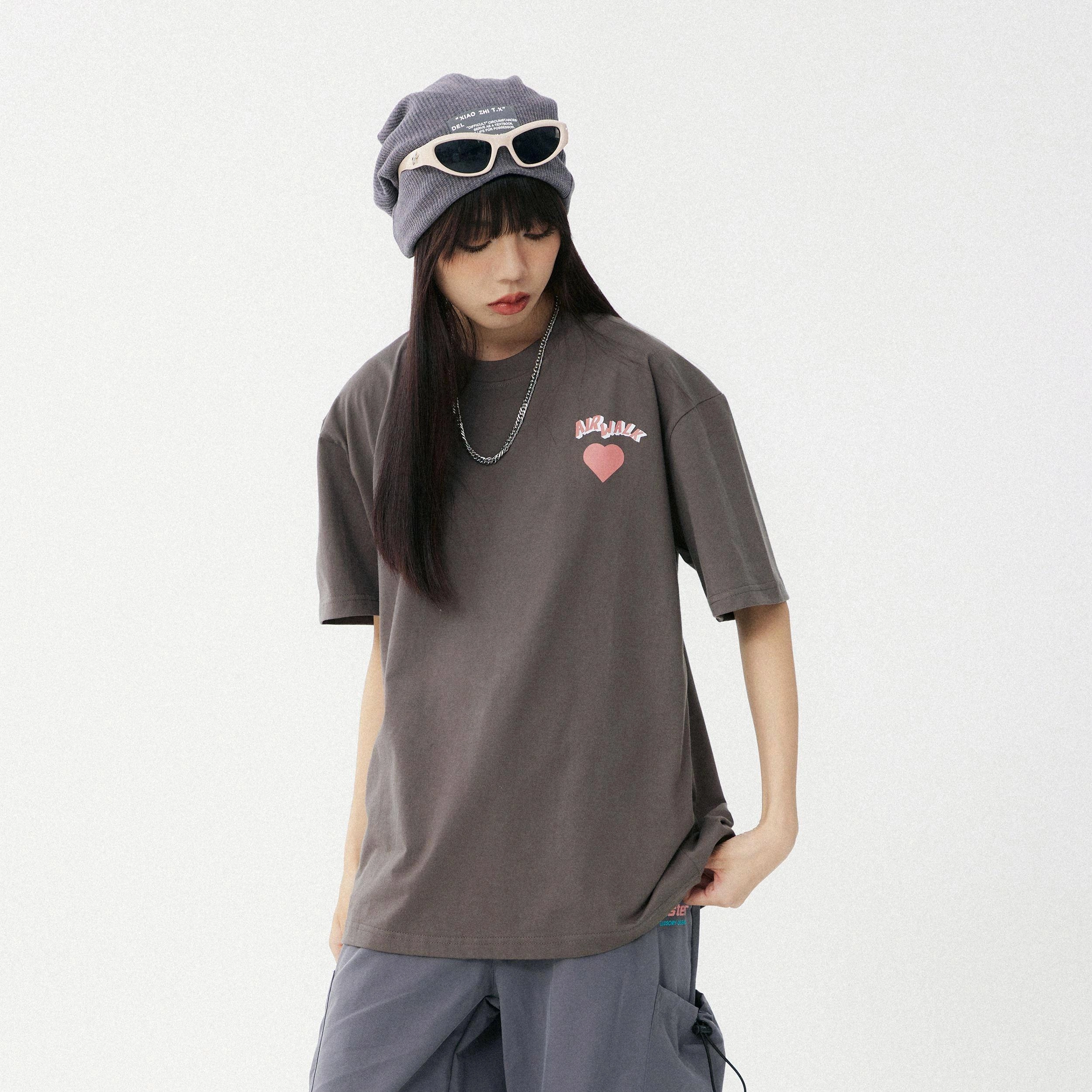 Airwalk T