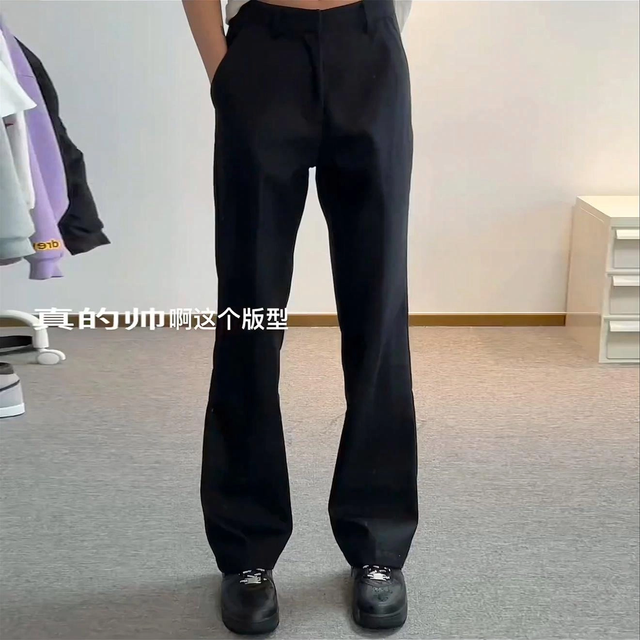 GEOFFREY B. SMALL vibebootcut