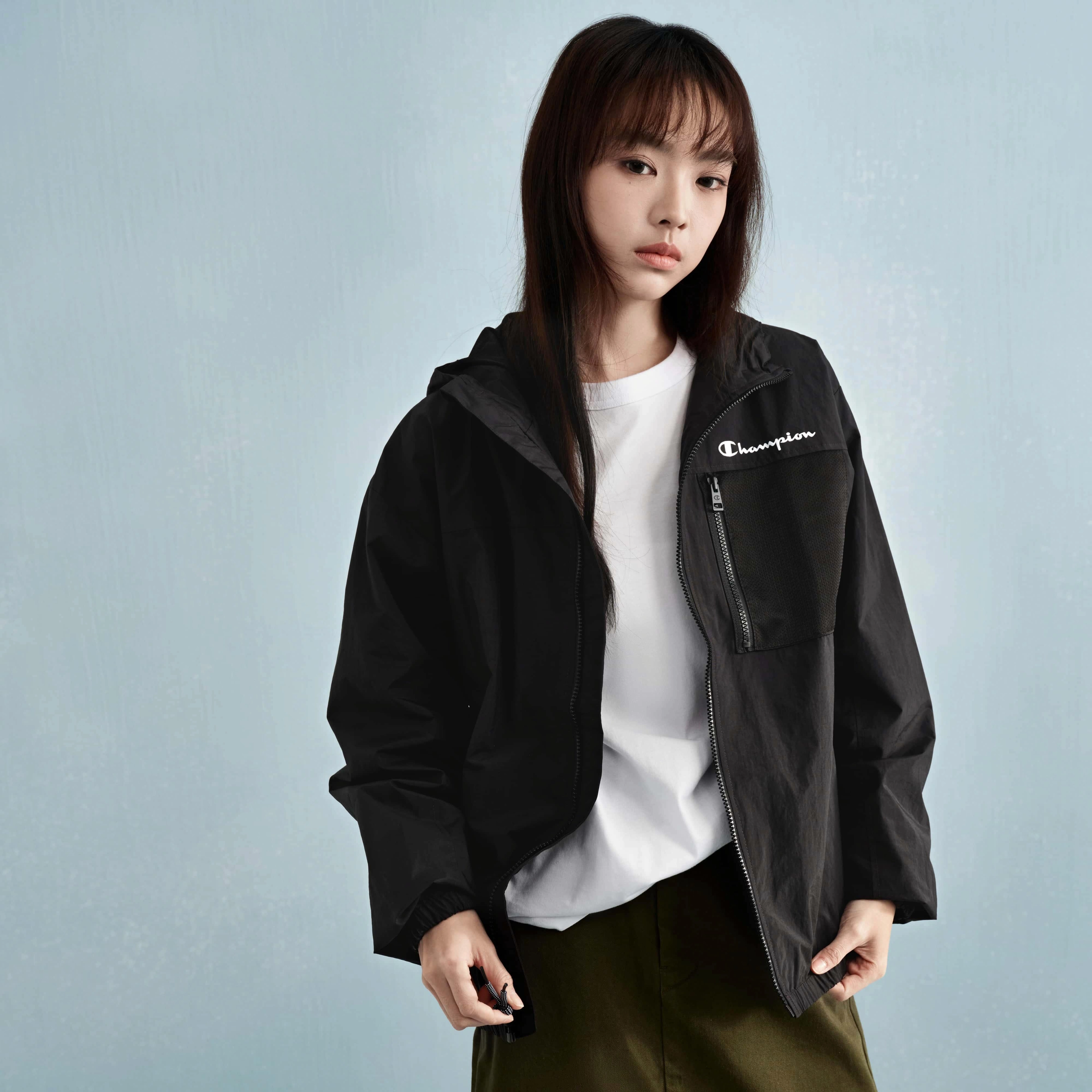 Champion FW22 US Athletics Logo