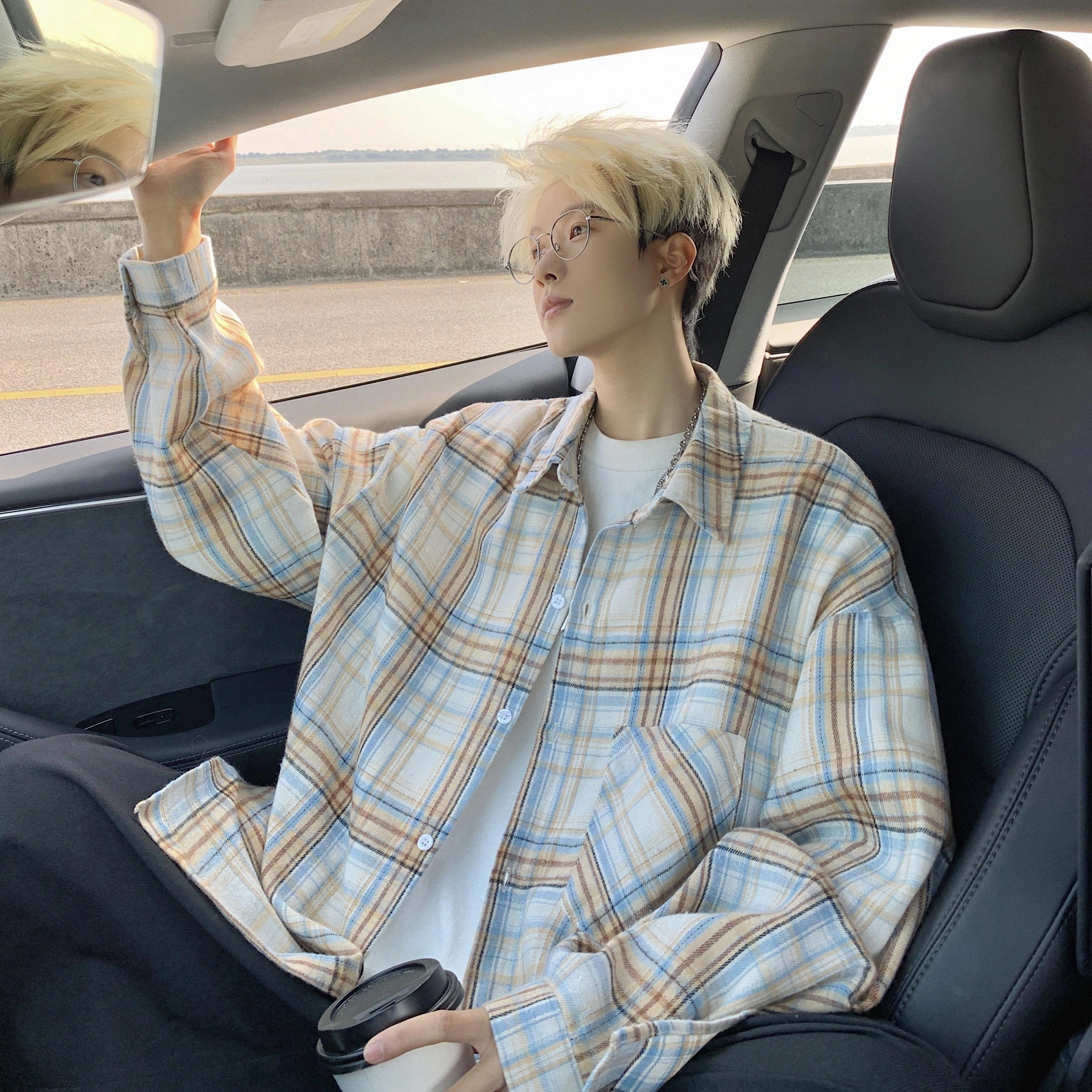 Fakeyoung