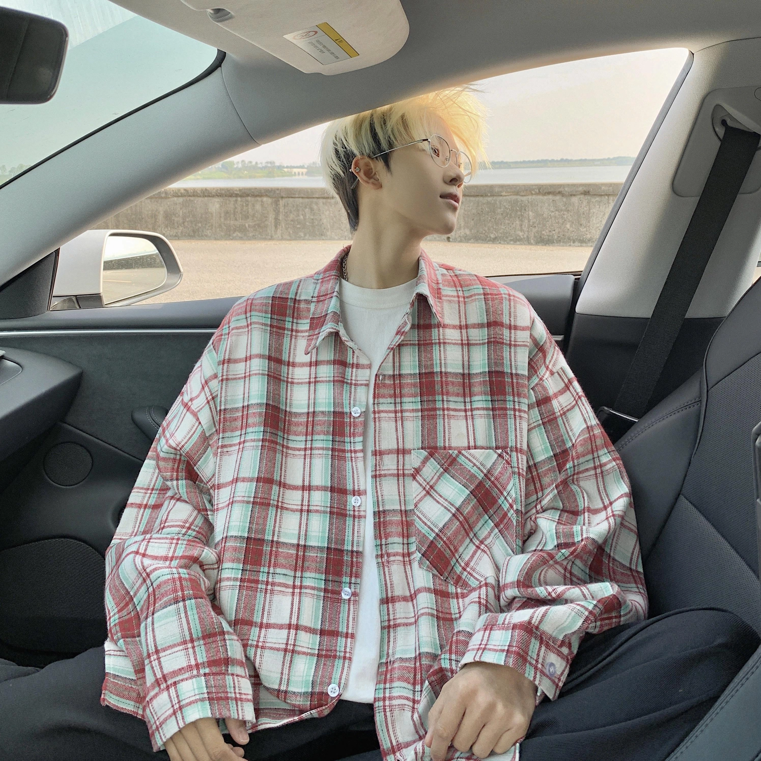Fakeyoung