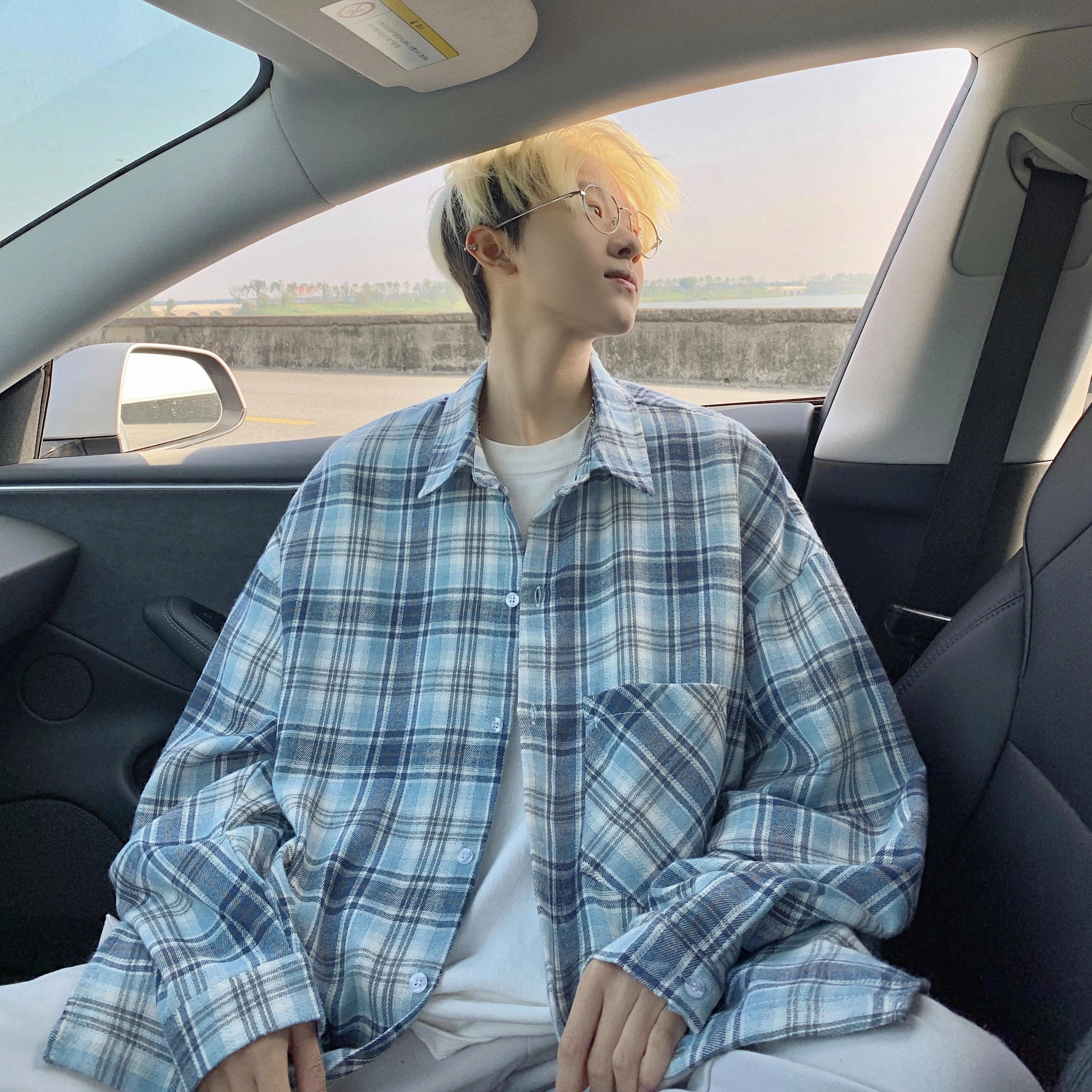 Fakeyoung