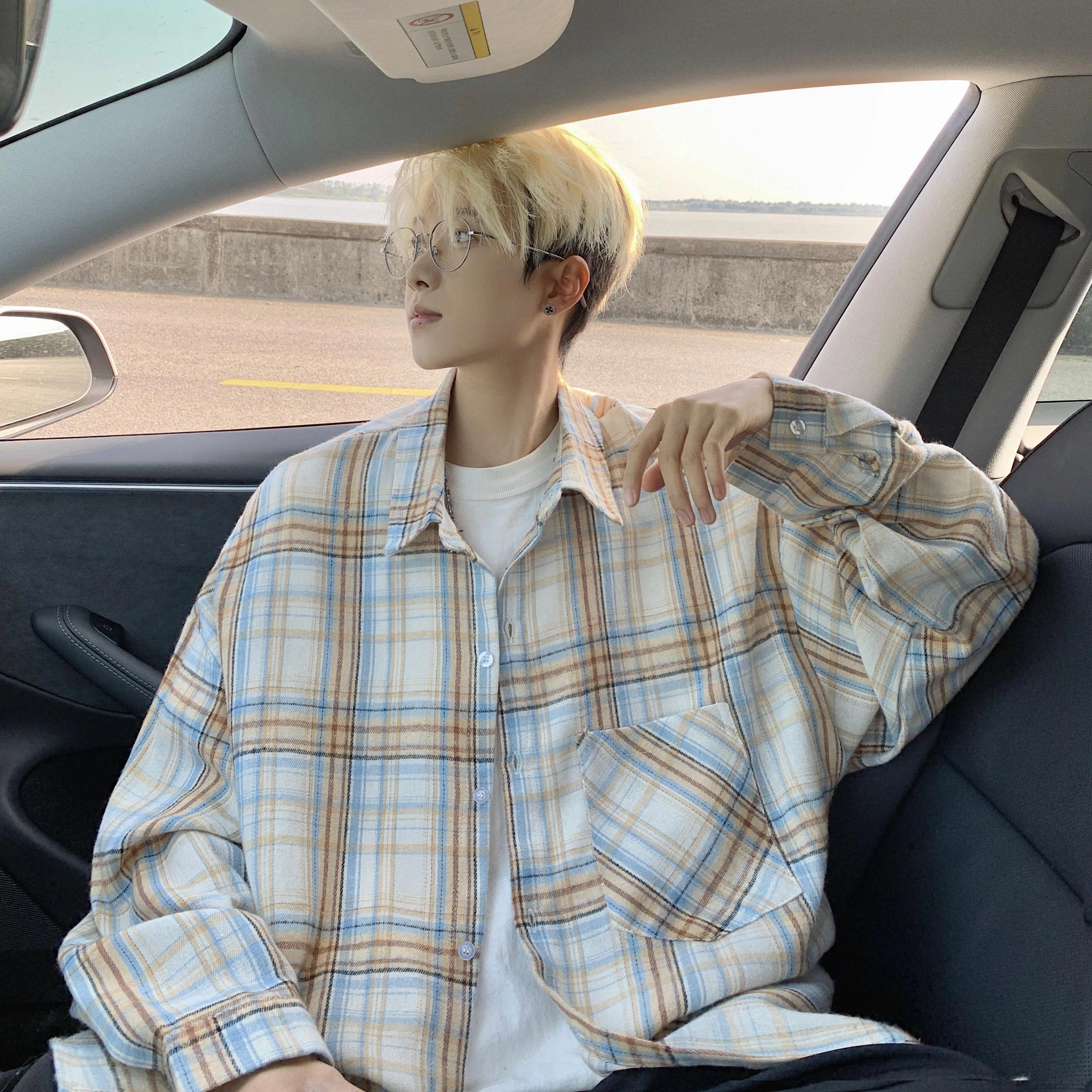 Fakeyoung