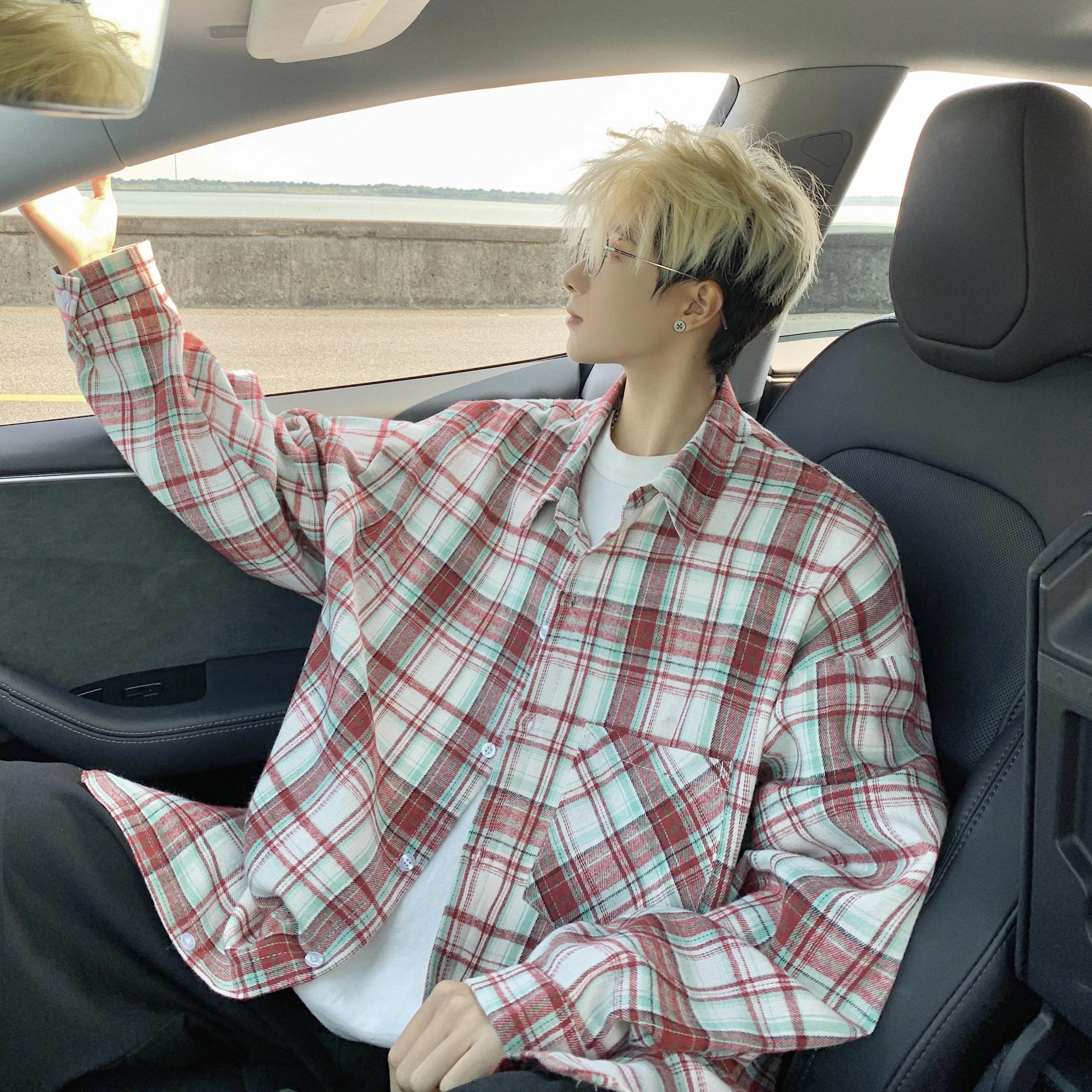 Fakeyoung