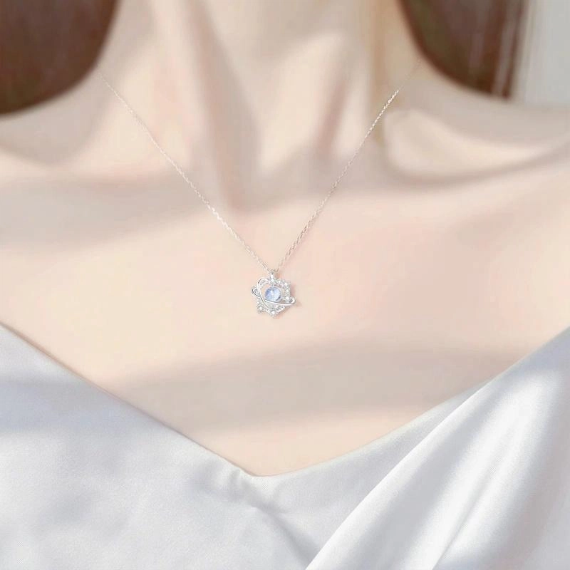 万娜 梦幻星球 高级小众设计轻奢锁骨链 合金 项链 女款