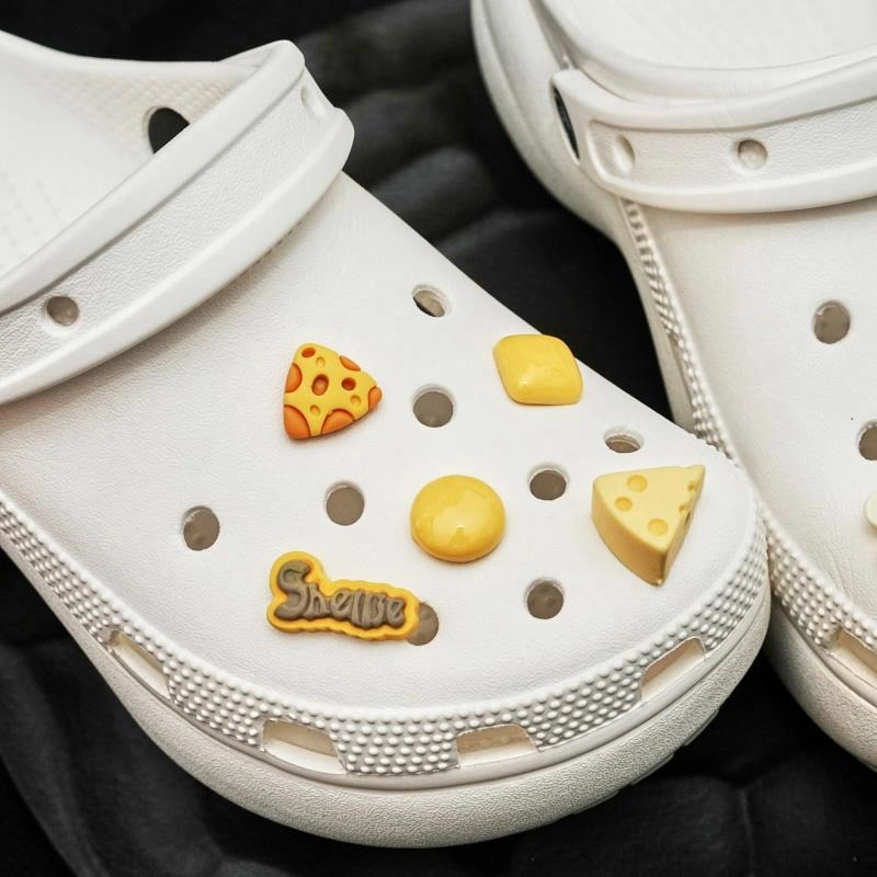 10 crocs