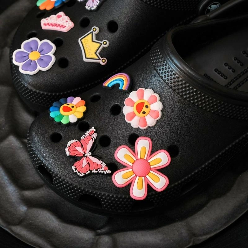crocs