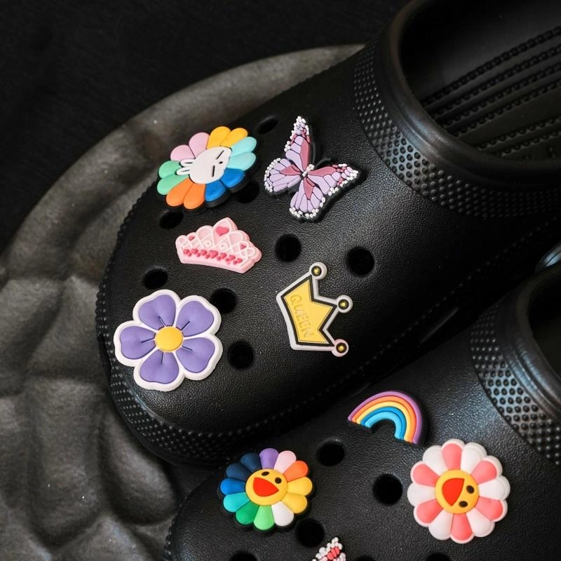 crocs