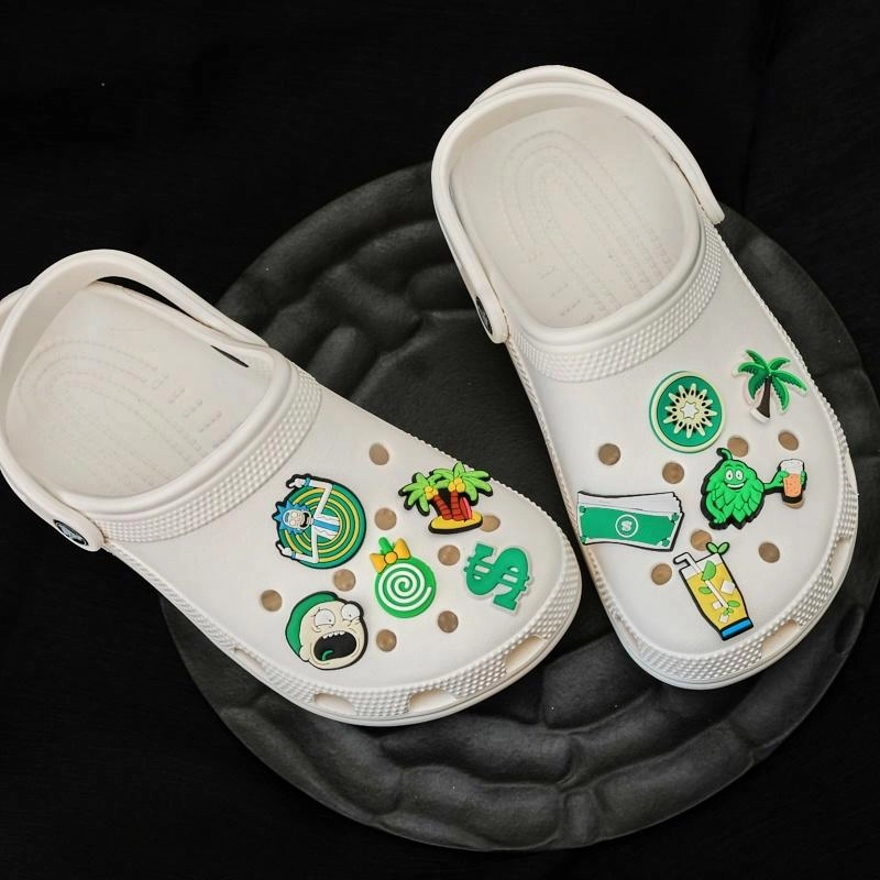 crocs